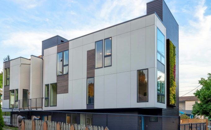 Rainier 7424 Townhomes thumbnail