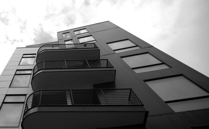 University 4727 thumbnail