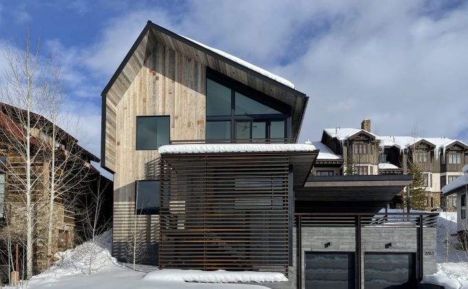 THE SIX-SHOOTER thumbnail